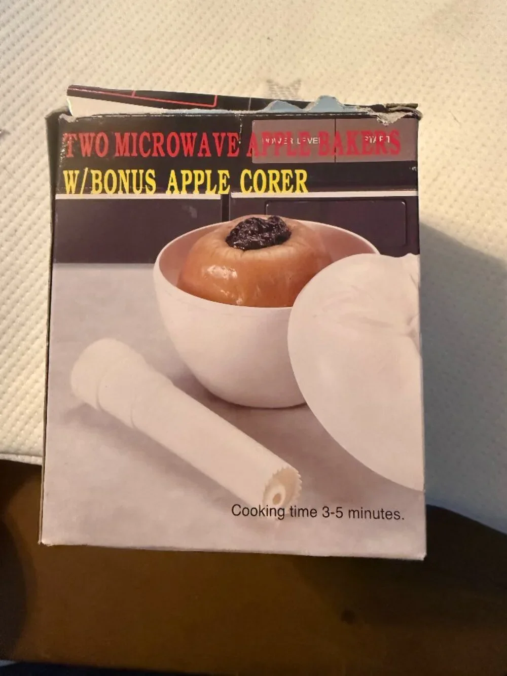 Apple Bakers Set of 2 Microwave/Oven Safe New In Box